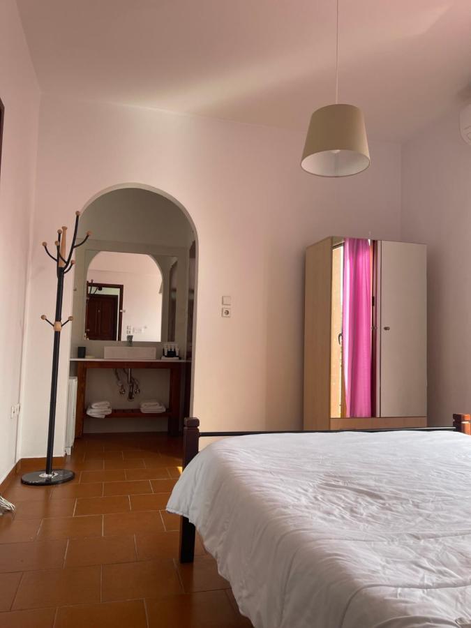 Kapodistriou Apartments Aegina Esterno foto